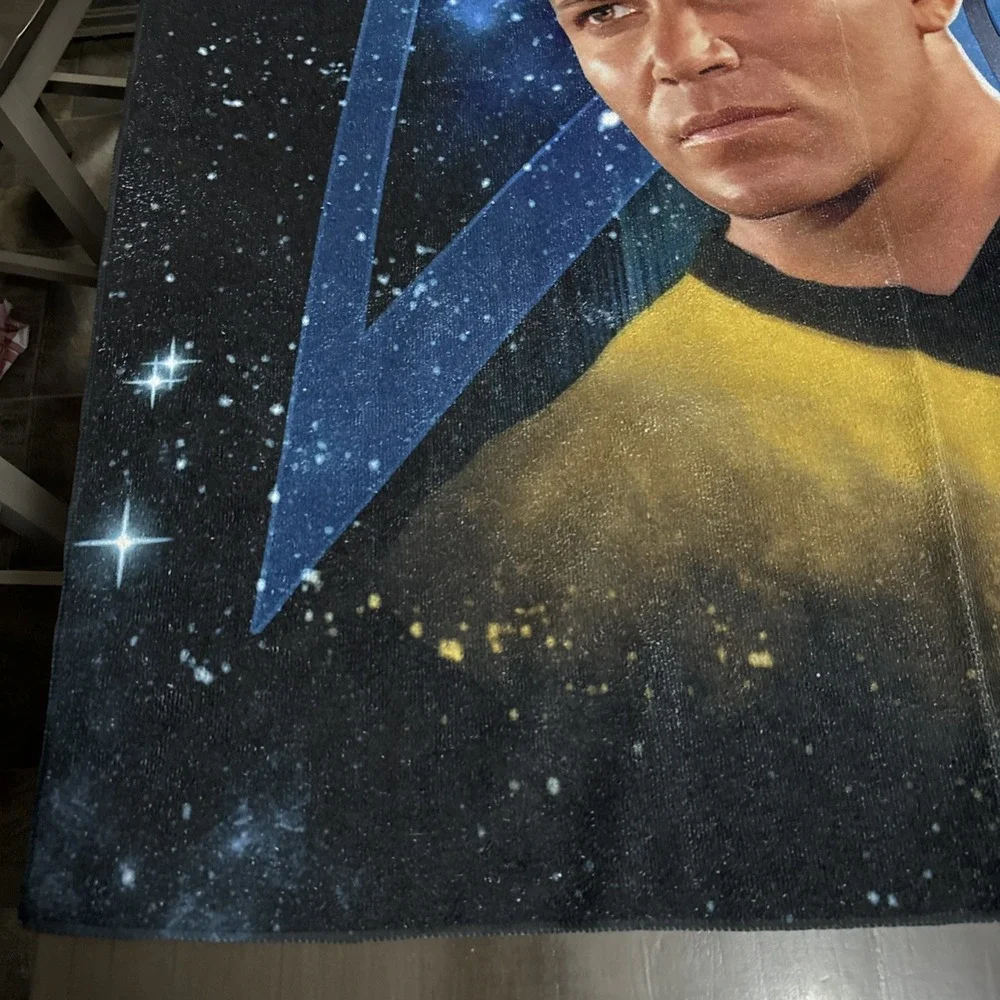 Star Trek Beach Towel, 30